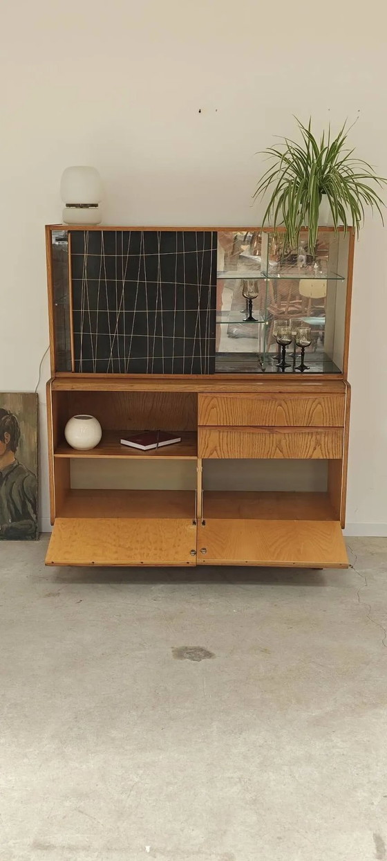 High buffet / Sideboard U 372 / 386 by B Landsman and H Nepozytek 60 – Jitona, Display cabinets, Wood, Glass (photo 19 of 40)