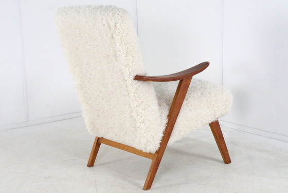 Image 1 of Poltrona vintage imbottita color crema modello 'Almere' | 2 pezzi disponibili