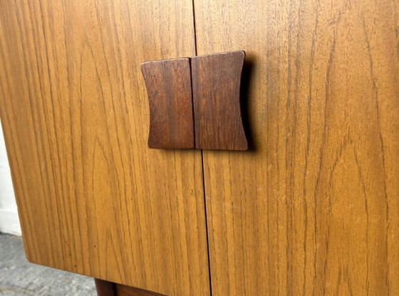 Image 1 of Credenza in laminato stile Mid-Century degli anni '60 di Europa Furniture