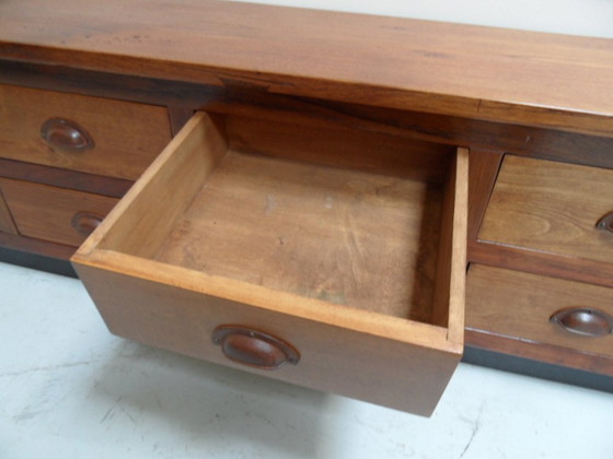 Image 1 of Buffet vintage avec tiroirs