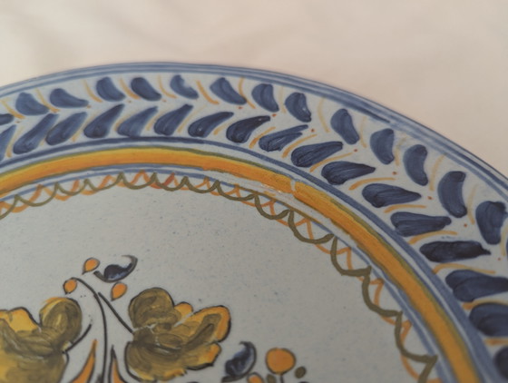 Vintage Spaanse Talavera Majolica keramische wandborden - Gesigneerd El Carmen & Carpicena - Set van 2 (photo 15 of 15)
