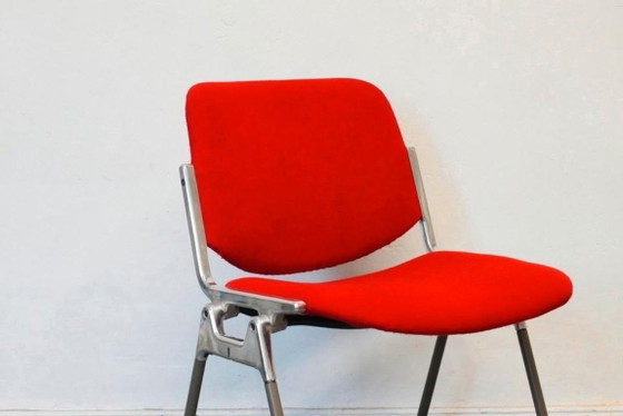 1/13 Giancarlo Piretti Castelli DSC 106 Chair red Aluminium – Dining chairs, Metal, Textile, Vintage (photo 6 of 12)
