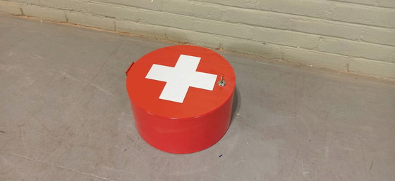 Image 1 of Metal Medicine Cabinet 