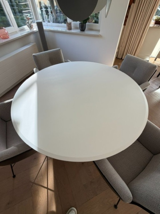 Design COR Conic Dining Table with Alvo Chairs – Dining set, Metal, Plastic (photo 14 of 22)