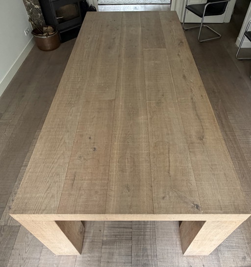 Table à manger 2,40 x 1,10 cm