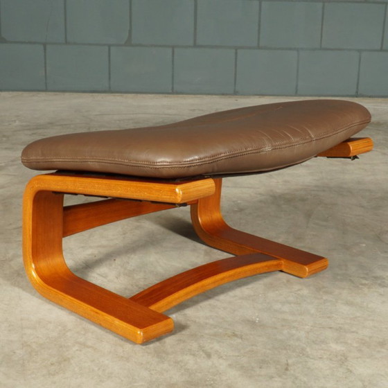 Image 1 of Deense “Apollo” fauteuil met hocker – Svend Skipper – jaren 70