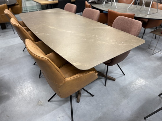 Image 1 of Karat Grasshopper Eettafel Tables to Love Keramiek Pulpis 240