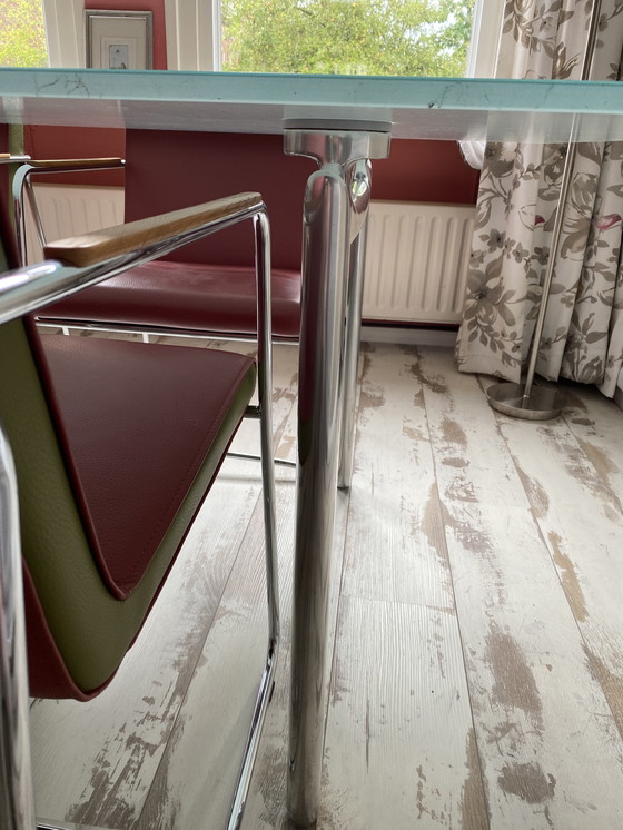 Image 1 of Leolux glazen tafel