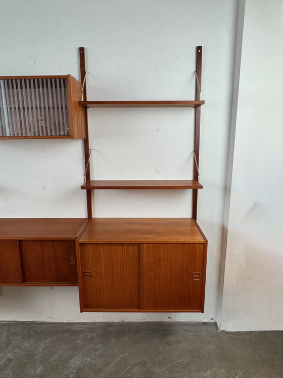 Image 1 of Sistema di pareti in teak danese: design scandinavo senza tempo