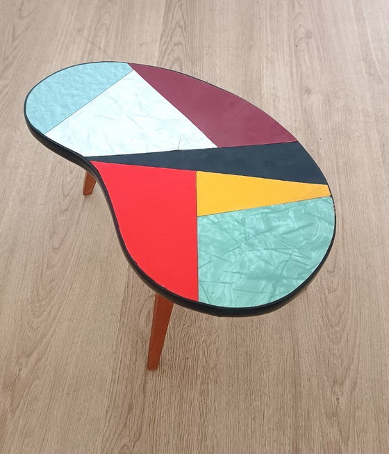 Image 1 of Table d'appoint multicolore des années 1950