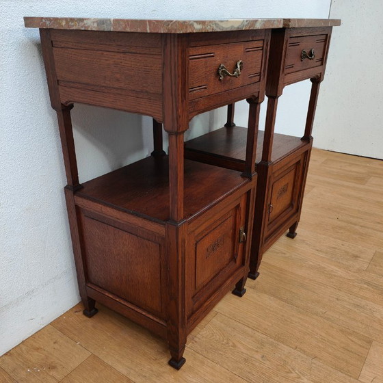 Image 1 of Set di comodini antichi vintage con piano in marmo