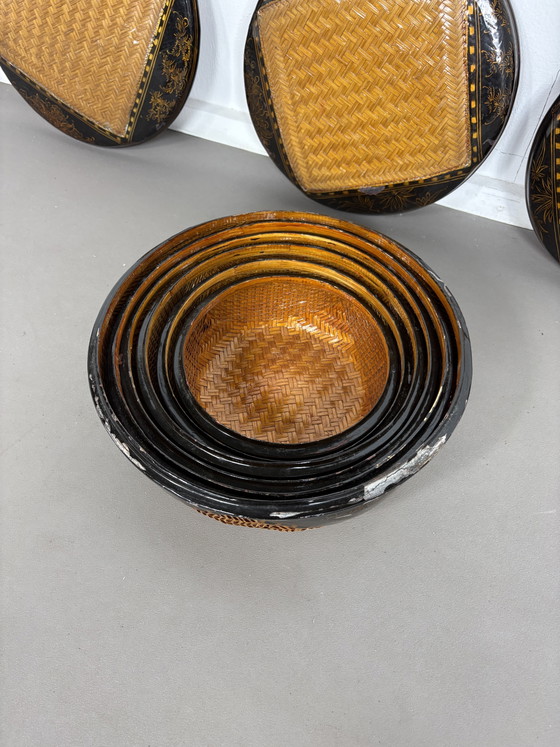 Image 1 of Set of 6 Nesting Boxes in Woven Bamboo and Polychrome Lacquer – Indochina Mid-20th Century