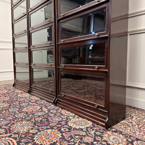 Set of Classic English Globe Wernicke Bookcases – Glass, Wood (photo 10 of 15)