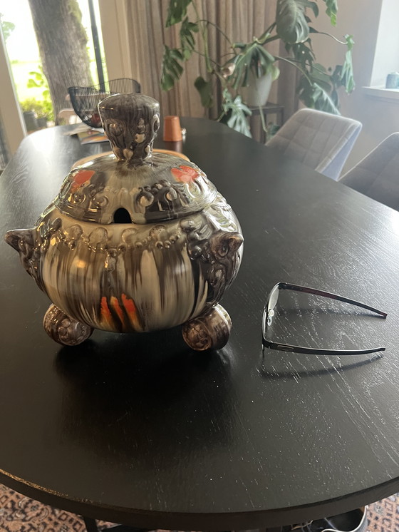 Image 1 of Fette Lava-Terrine