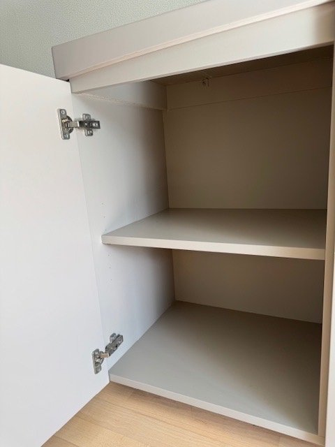 Image 1 of Dressoir Design van Castelijn