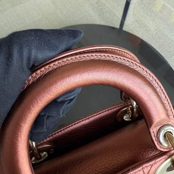 Image 1 of DIOR LADY MINI - PELLE DI VITELLO CANNAGE MARRONE, FERRAMENTA ORO, CINTURINO REGOLABILE