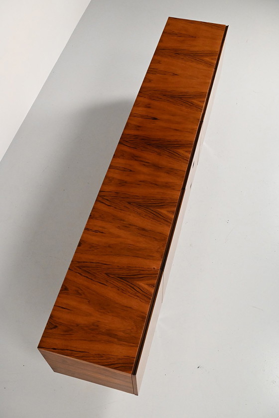 Image 1 of Zeer groot palissander dressoir