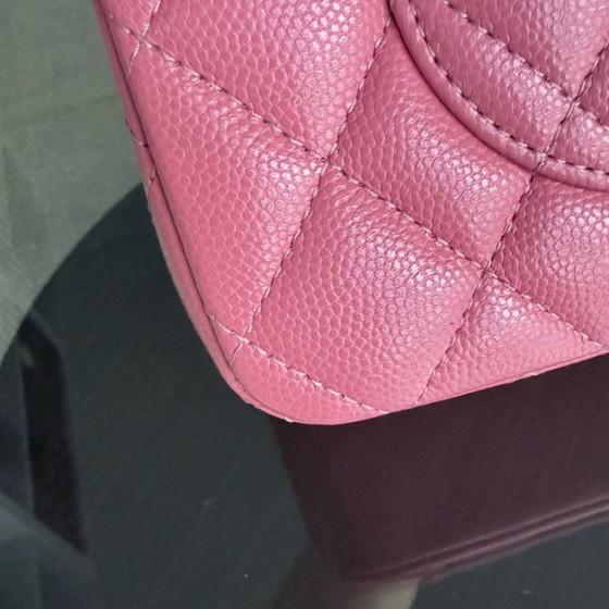 Image 1 of Bolso Chanel Classic Flap pequeño - Caviar 23CM, piel de becerro granulada acolchada, herrajes de oro rosa, Serie 28
