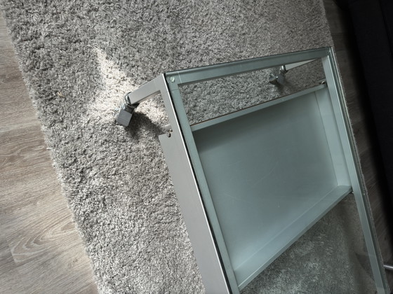 Design salontafel op wielen met lade – Desalto, Glass, Metal (photo 4 of 15)