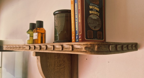 Image 1 of Wandregal aus massiver Eiche- Rustikaler Louis XVI-Stil