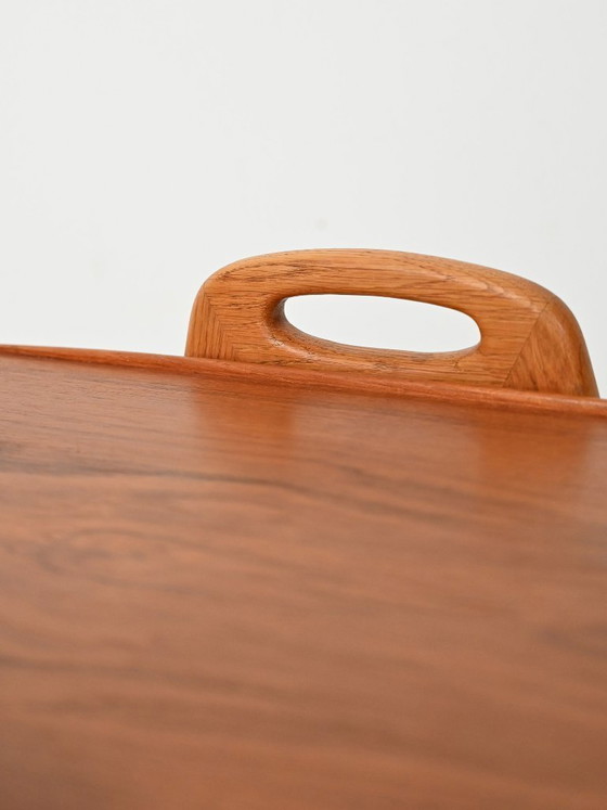 Image 1 of Deense salontafel uit de jaren 60 van teak en eikenhout.