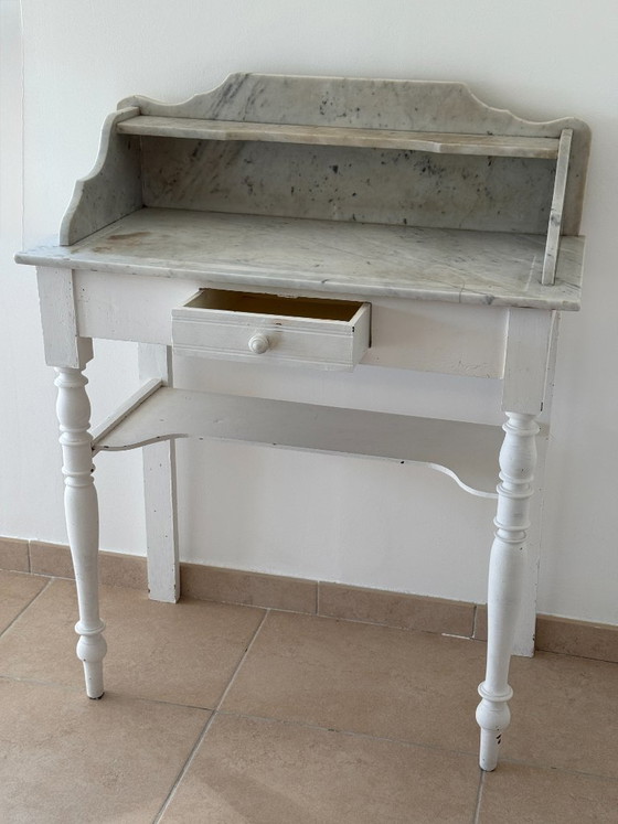 Image 1 of Toeletta vintage in legno e marmo in stile shabby chic