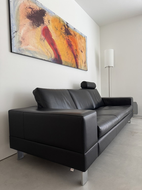 Image 1 of 3 zitsbank van Pode.