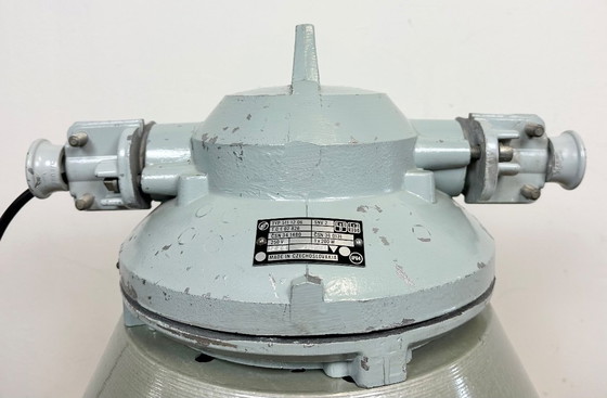 Image 1 of Lampada industriale antideflagrante con paralume in alluminio di Elektrosvit, anni '70