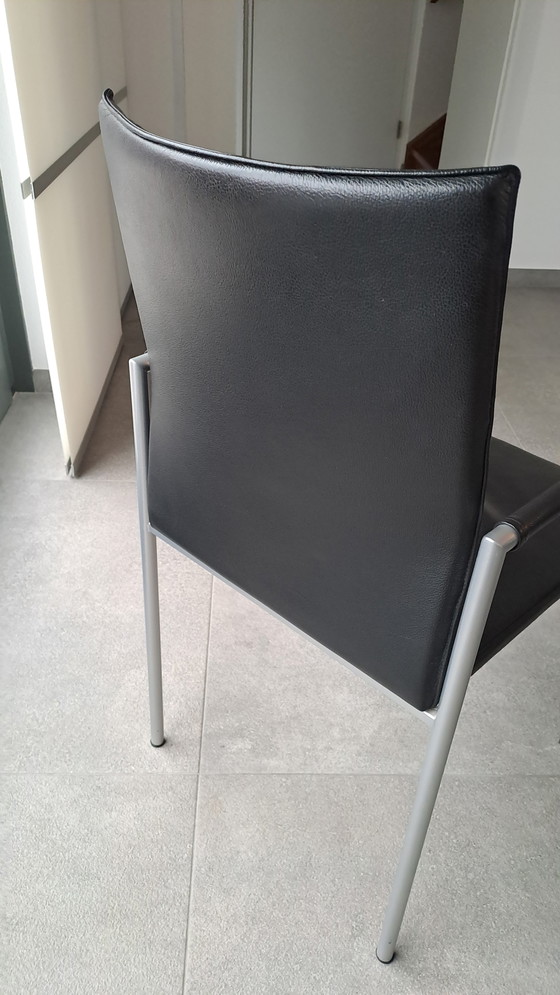 Image 1 of 6 chaises de salle à manger design