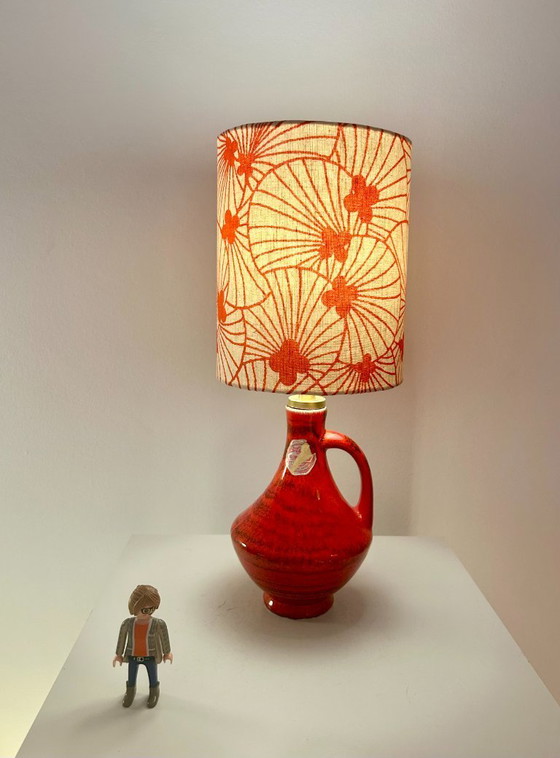 Image 1 of Kleine Bay Akzentlampe – kabellose Vasenlampe mit japanischem Seerosen-Stoff