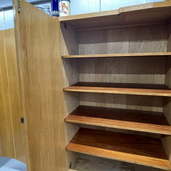 Image 1 of Bijzonder vormgegeven vintage j`60 kledingkast linnenkast hang leg