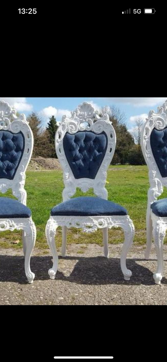 Image 1 of 4 Barocke Esszimmerstühle