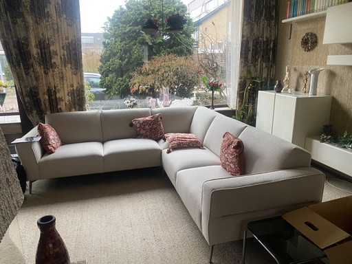 Prominenter Witte Hoekbank + Nutte