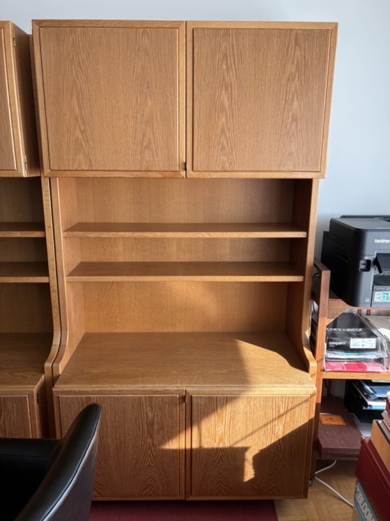 Image 1 of 3 Kasten van Van Den Berghe Pauvers