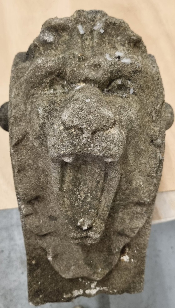Antichi ornamenti a forma di leone in pietra – Set di 2 – Oggetti decorativi, Stone (photo 10 of 11)