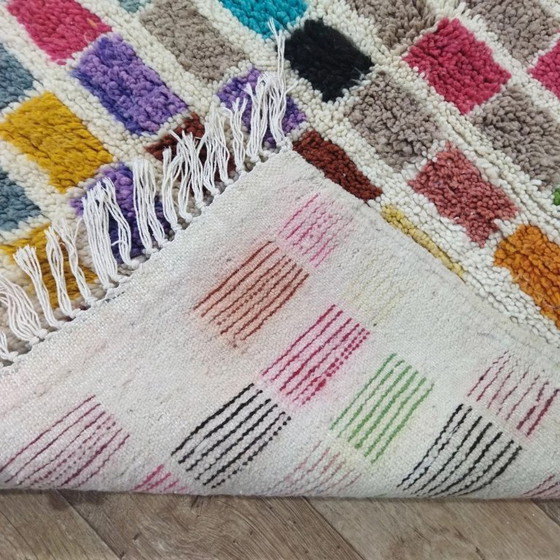 Image 1 of Azilal-Wollteppich, mehrfarbiges Mosaik – Patchwork, handgewebt (152×117 cm)