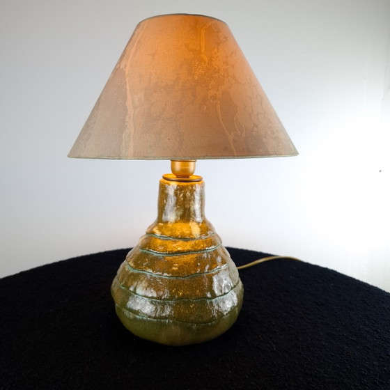 Lampada da tavolo vintage in ceramica verde brutalista anni '60/'70 – Lampade da tavolo, Textile (photo 2 of 7)