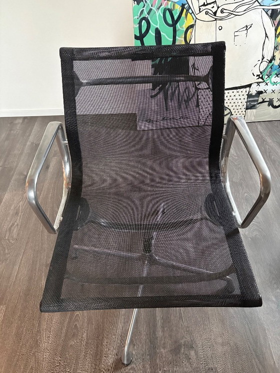 Image 1 of 8x Vitra EA 108 zwart netweave