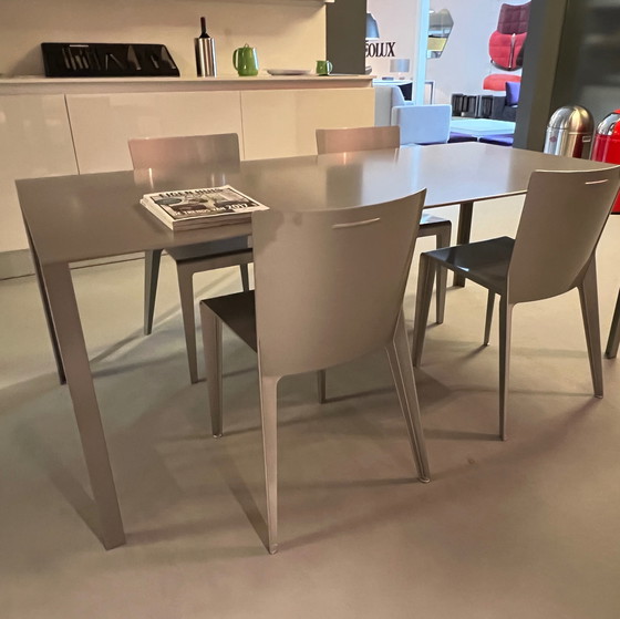 Image 1 of Mesa de comedor Molteni&C Less - 190x80 con 4 sillas de comedor Alpha (juego de 4)