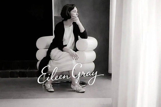 Image 1 of Tavolo regolabile ClassiCon E1027 – Eileen Gray