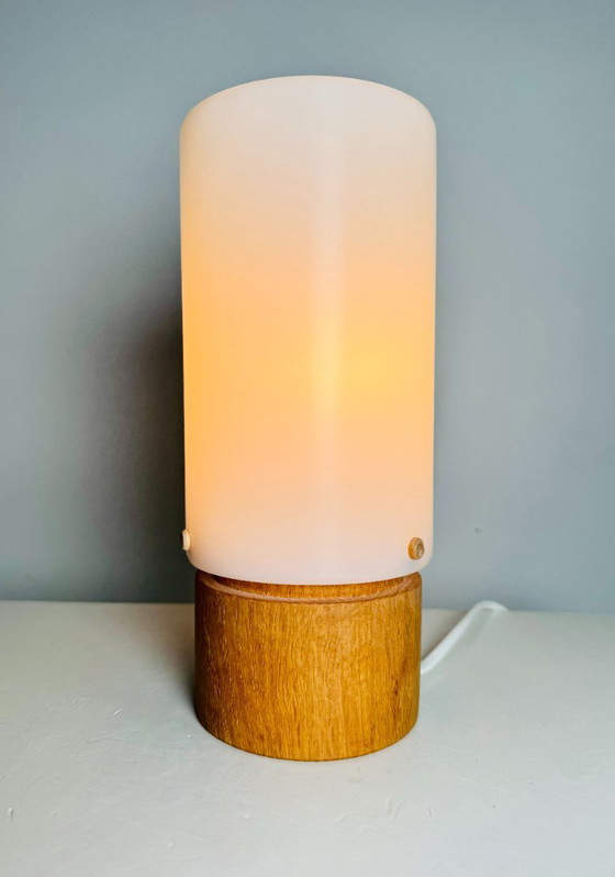 Image 1 of Lampe de table cylindrique par Uno & Östen Kristiansson pour Luxus, Suède, 1960s