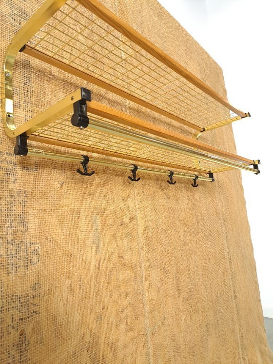 Image 1 of Porte-manteau Habo de Suède, couleur or et bois, n° 15