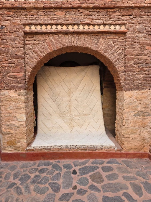 Crème op crème Beni Ourain-kleed 260 x 175 cm