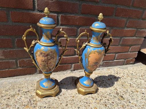 Urnas ornamentales italianas