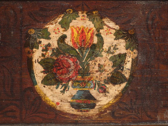 Antiguo arcón nupcial policromado de pino de Europa Central con cartelas florales – Tirol, c. 1890 (photo 40 of 40)