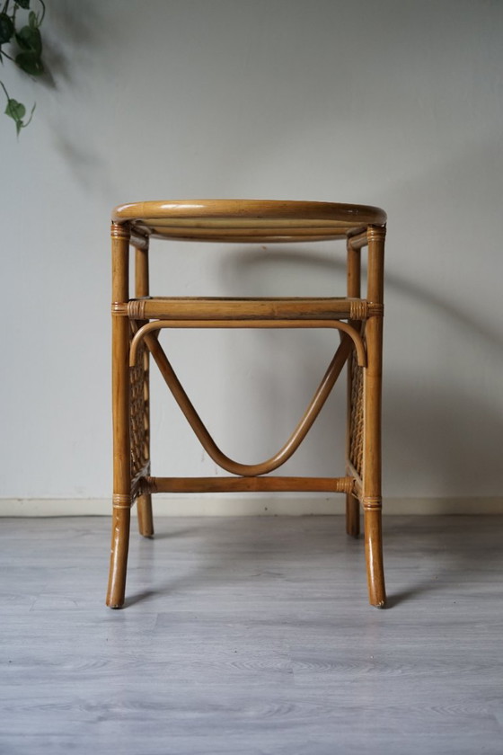 Vintage Rattan Side Table 70s/80s | Glass Top, Bamboo, Beige (photo 5 of 6)
