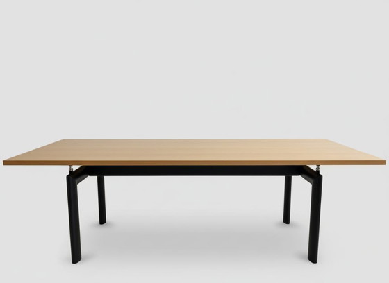 Image 1 of Iconico tavolo da pranzo LC6 di Le Corbusier (Cassina)