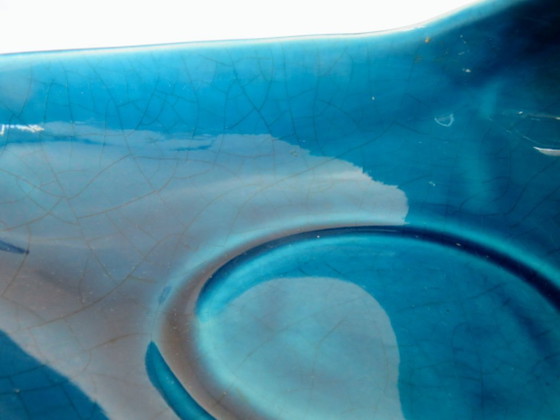 Image 1 of Blauwe crackle-ware "vis" zak netjes, Charolles, Frankrijk, 1960