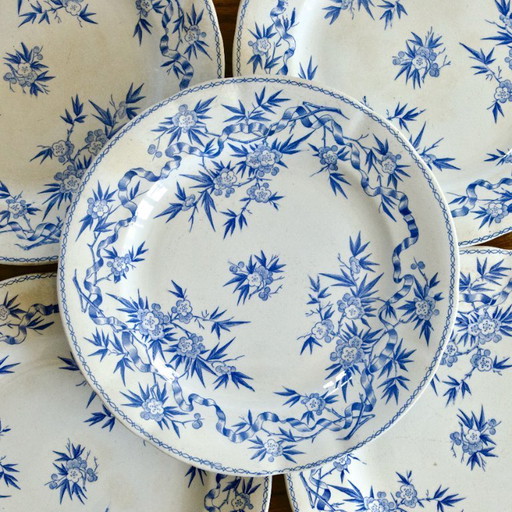 19th century Sarreguemines "Epine" ironstone plates (5AP)