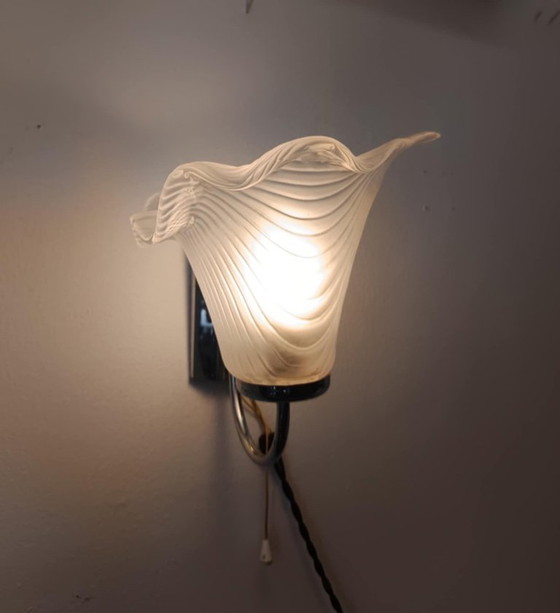 Image 1 of Applique vintage globe tulipe 